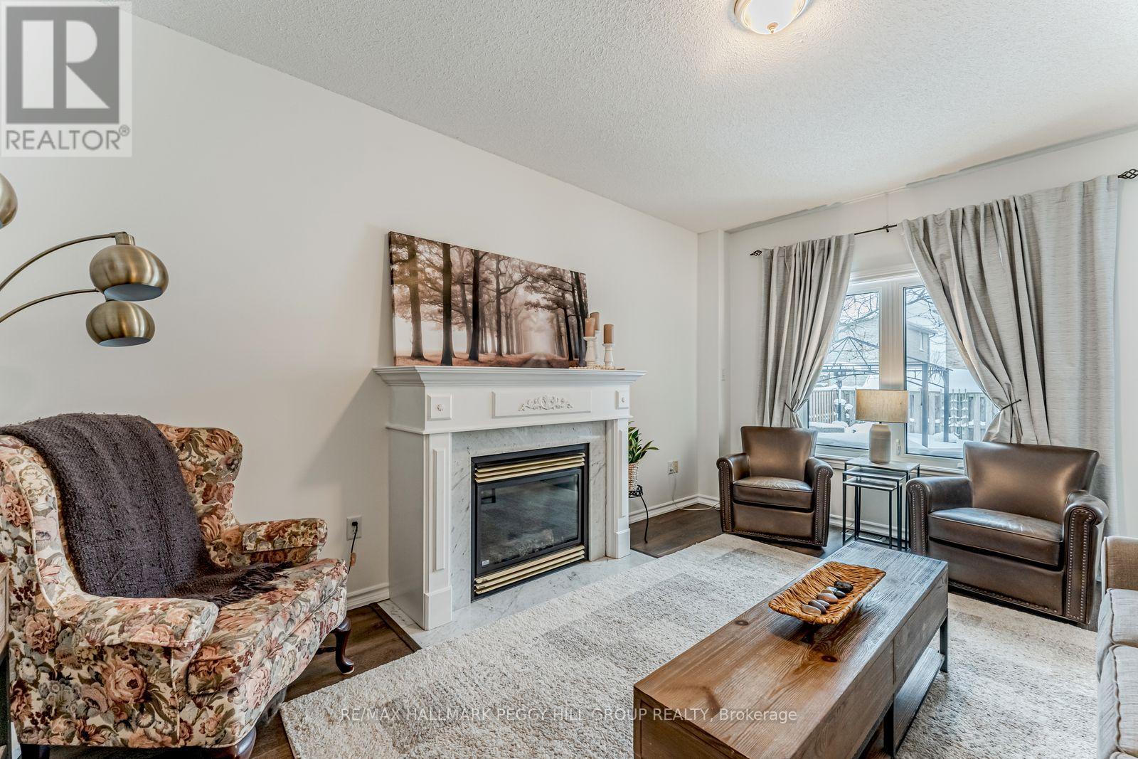 27 Mcavoy Drive, Barrie (Edgehill Drive), Ontario  L4N 0P8 - Photo 5 - S12757032