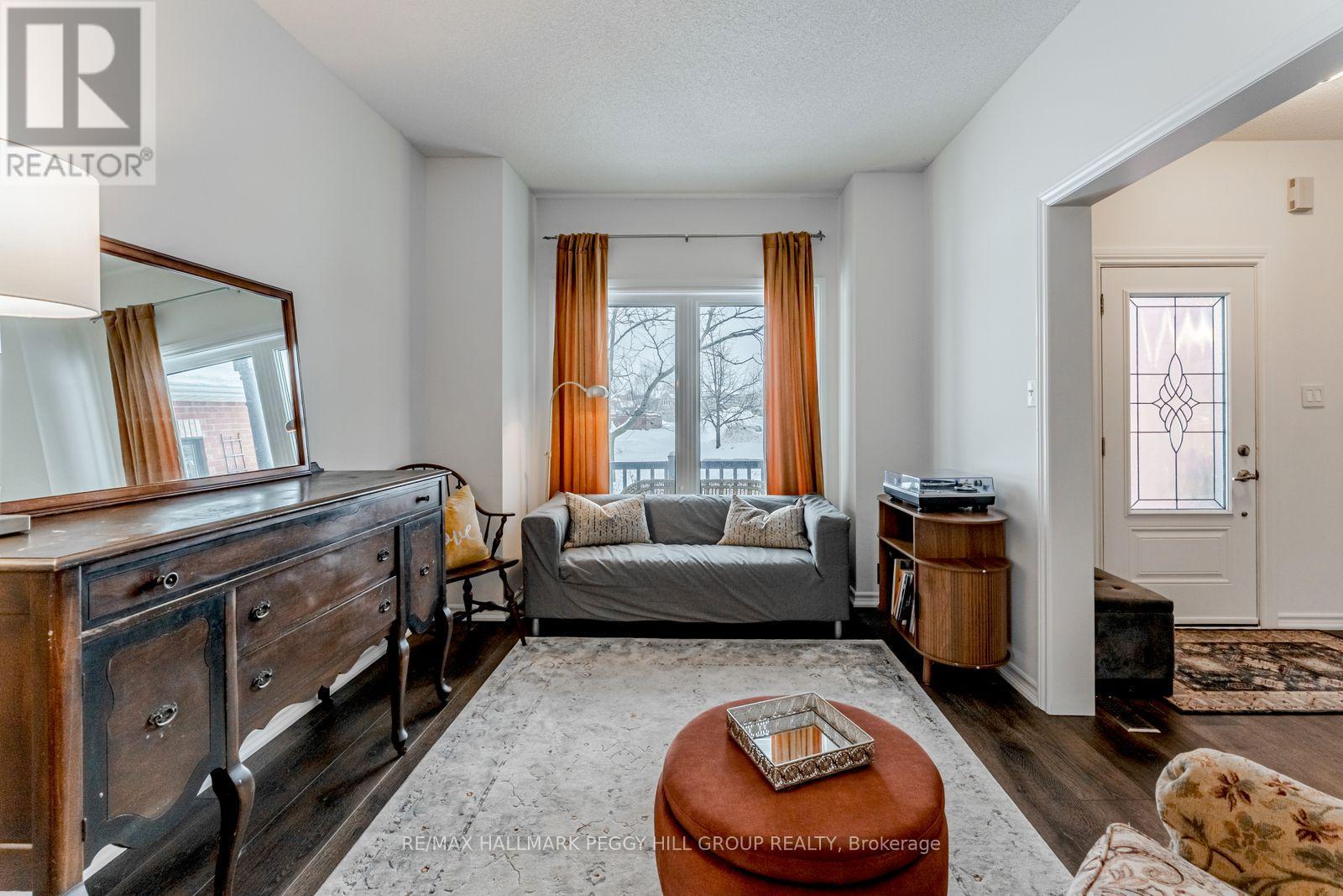 27 Mcavoy Drive, Barrie (Edgehill Drive), Ontario  L4N 0P8 - Photo 7 - S12757032