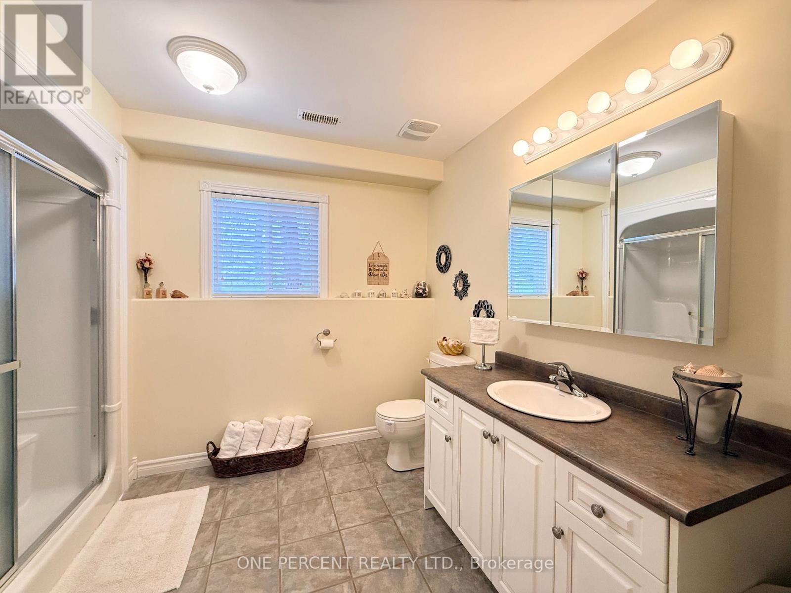 1423 River Road W, Wasaga Beach, Ontario  L9Z 2W5 - Photo 20 - S12757104