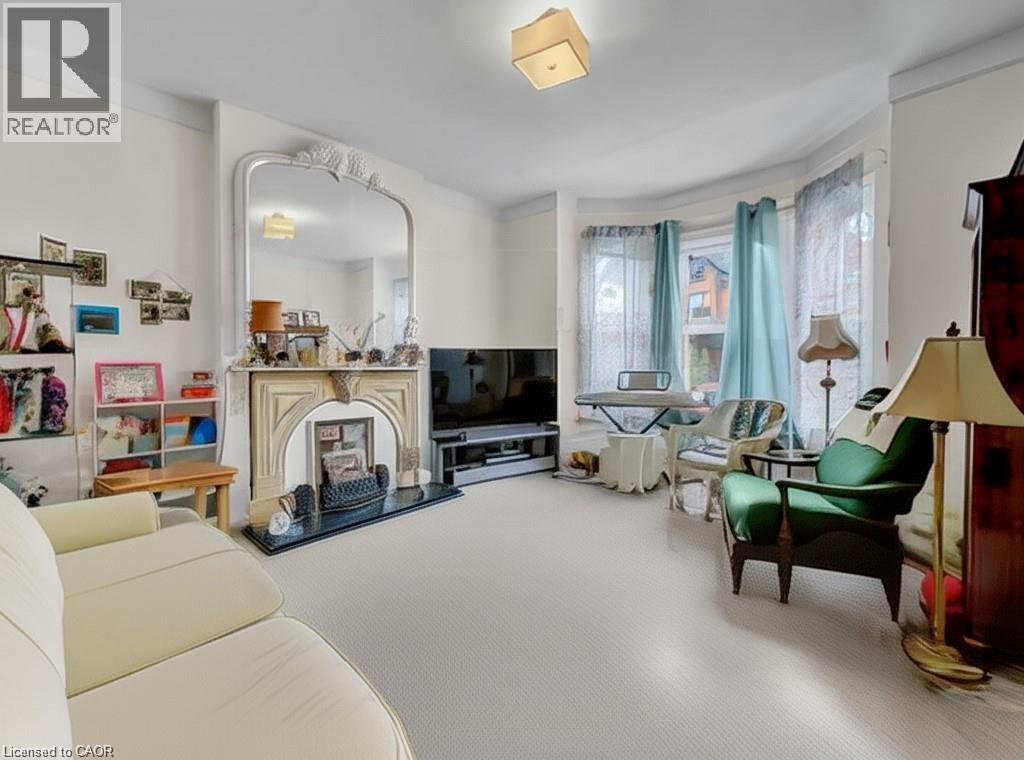 214 Mary Street Unit# 1, Hamilton, Ontario  L8L 4W1 - Photo 2 - 40802908