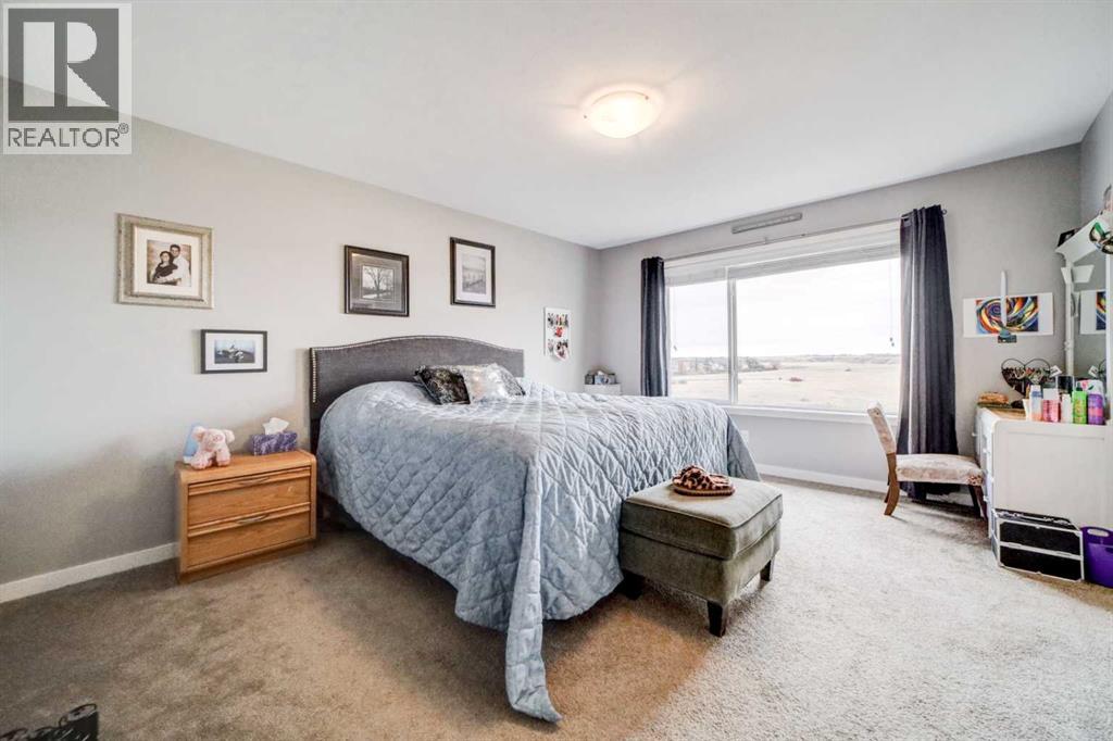 60 Alma Isobell Hodder Crescent N, Lethbridge, Alberta  T1H 7E4 - Photo 22 - A2263112