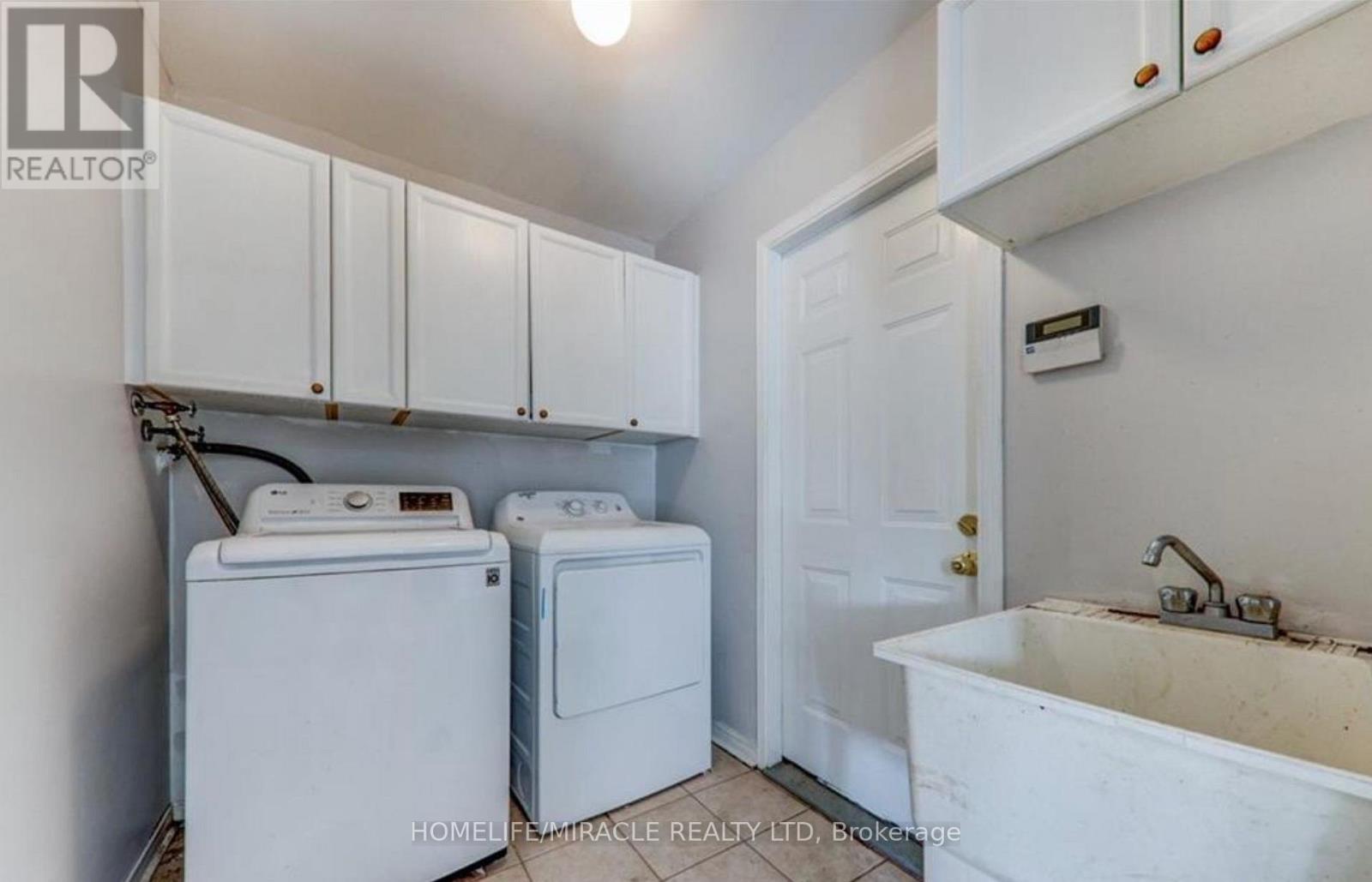 95 Luella Crescent, Brampton, Ontario  L7A 3H5 - Photo 12 - W12741212