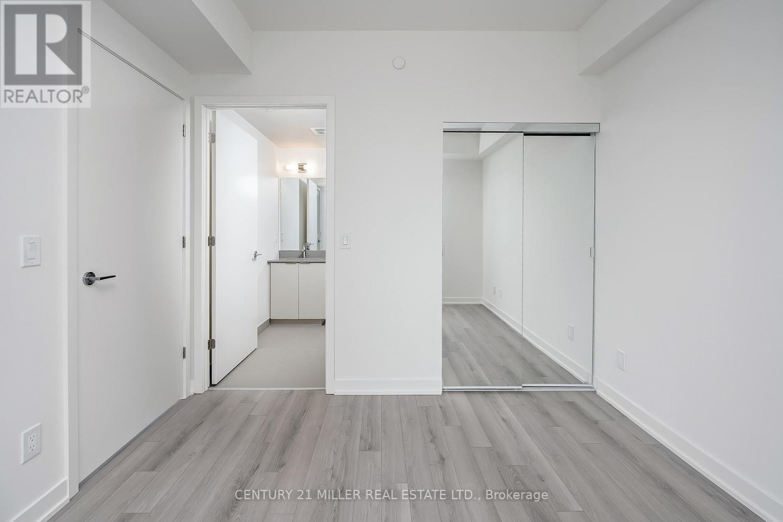 1202 - 3079 Trafalgar Road, Oakville (Jm Joshua Meadows), Ontario  L6H 8C5 - Photo 9 - W12756804