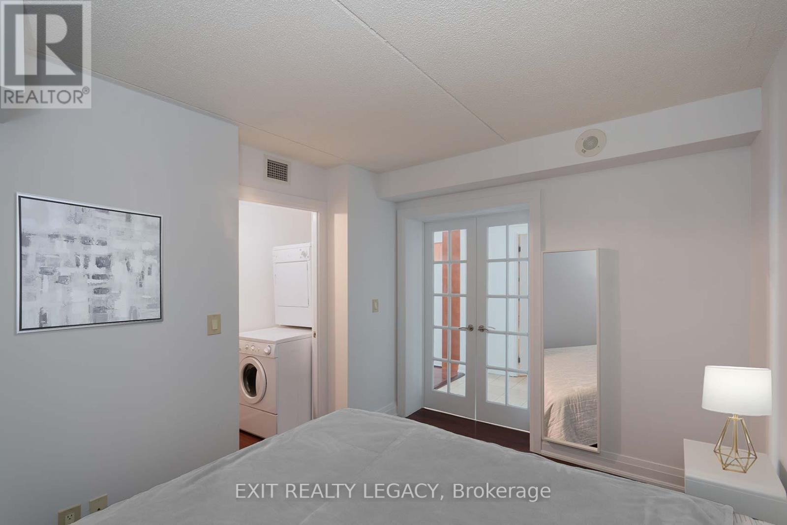 813 - 2737 Keele Street, Toronto (Downsview-Roding-Cfb), Ontario  M3M 2E9 - Photo 6 - W12756966