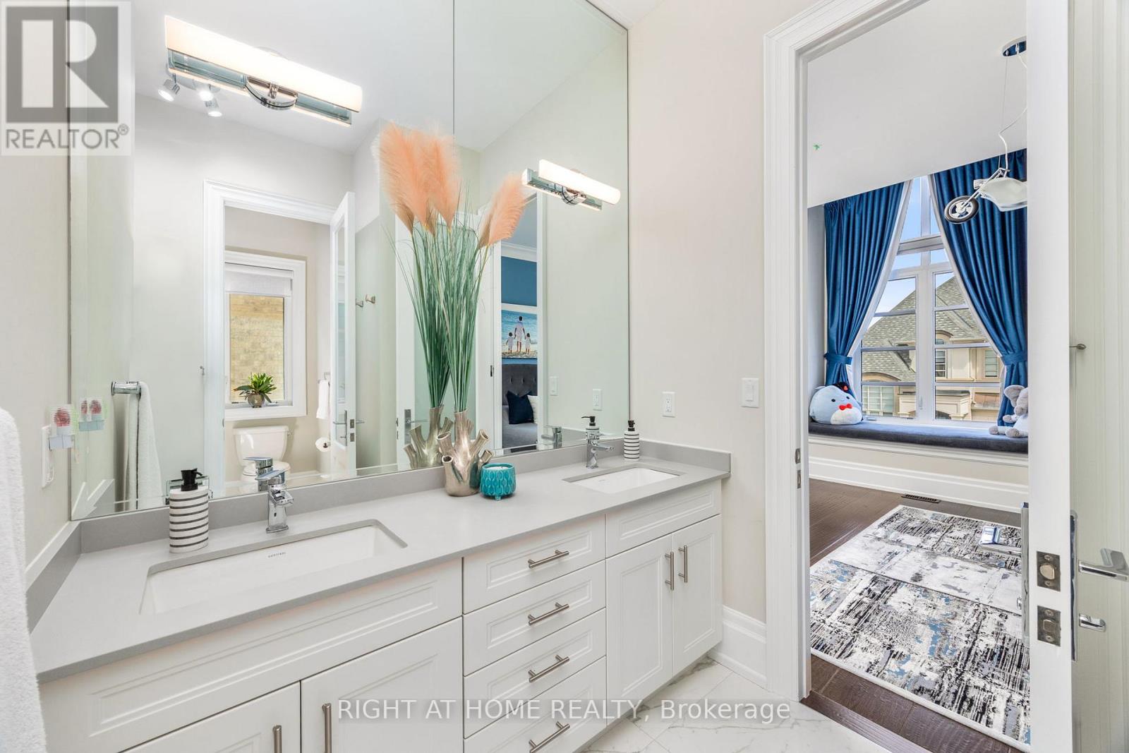 3124 Daniel Way, Oakville (Go Glenorchy), Ontario  L6H 0V1 - Photo 35 - W12757160