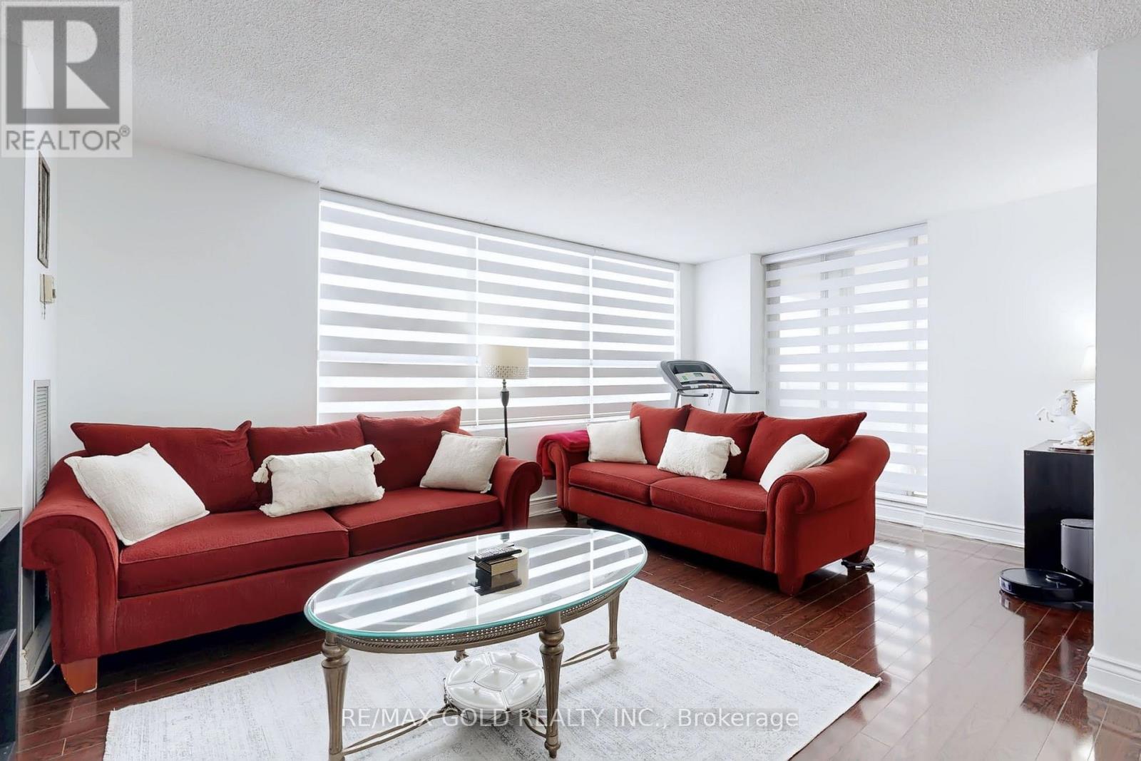 711 - 40 Panorama Court, Toronto (Mount Olive-Silverstone-Jamestown), Ontario  M9V 4M1 - Photo 5 - W12757188