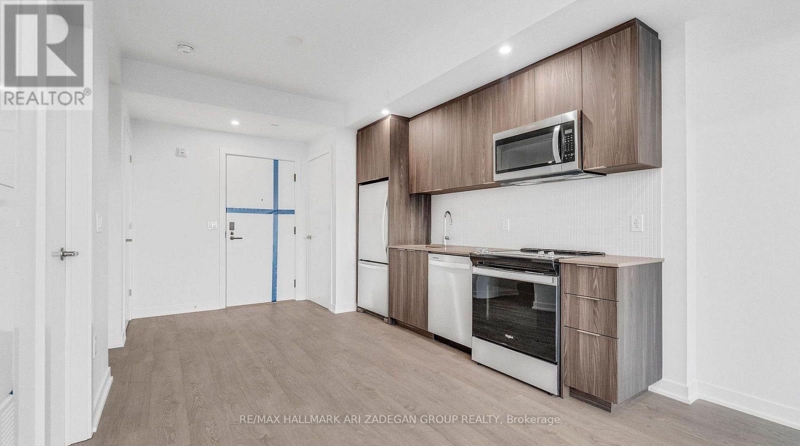 409 - 720 Whitlock Avenue, Milton, Ontario  L9E 2B5 - Photo 4 - W12757214