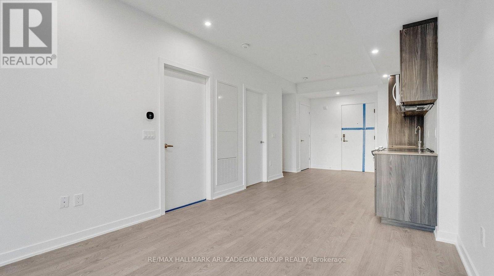 409 - 720 Whitlock Avenue, Milton, Ontario  L9E 2B5 - Photo 8 - W12757214