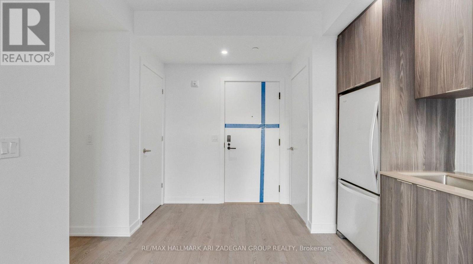 409 - 720 Whitlock Avenue, Milton, Ontario  L9E 2B5 - Photo 9 - W12757214