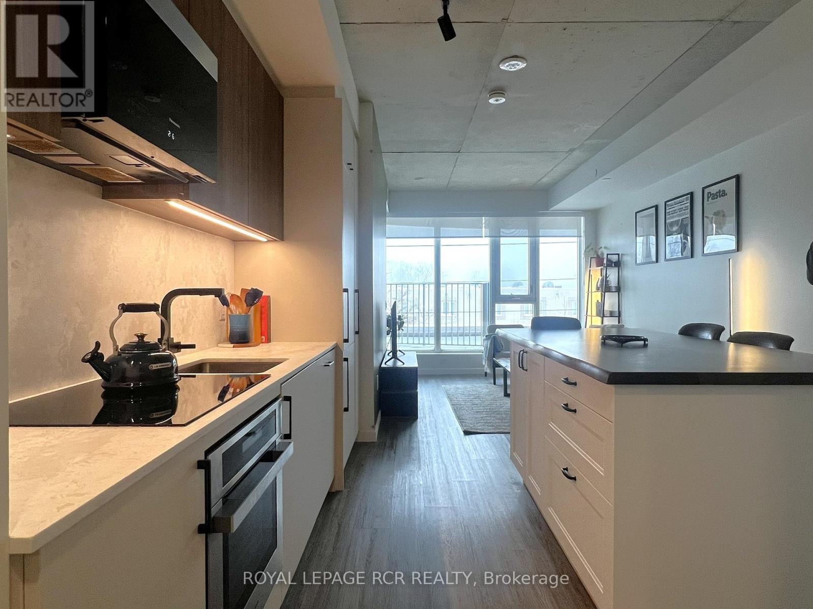 321 - 689 The Queensway, Toronto (Stonegate-Queensway), Ontario  M8Y 0C8 - Photo 10 - W12757230