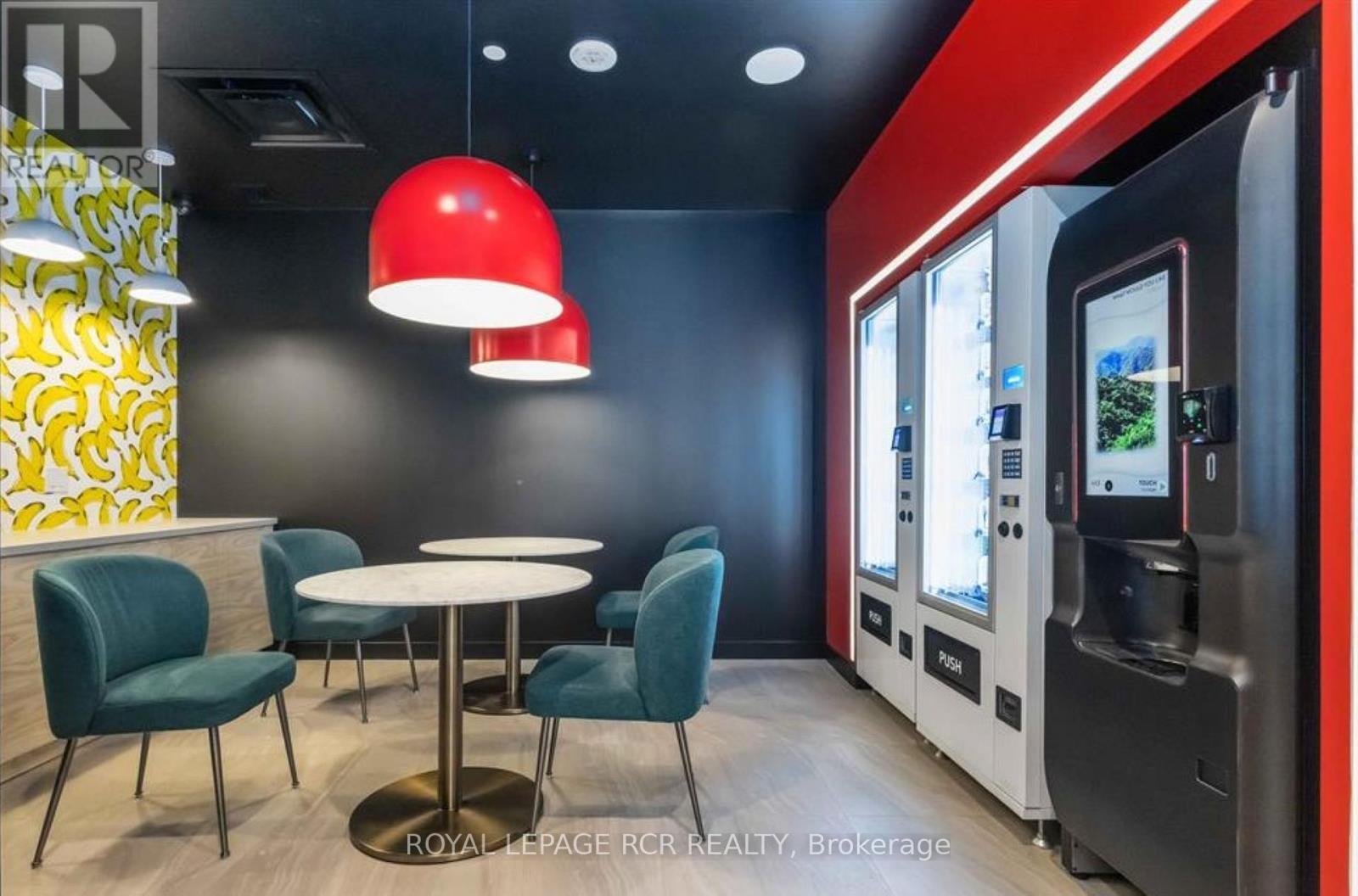 321 - 689 The Queensway, Toronto (Stonegate-Queensway), Ontario  M8Y 0C8 - Photo 30 - W12757230