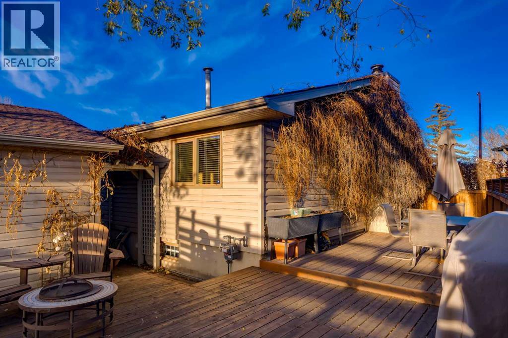 21 Midridge Green Se, Calgary, Alberta  T2X 1C9 - Photo 40 - A2278195