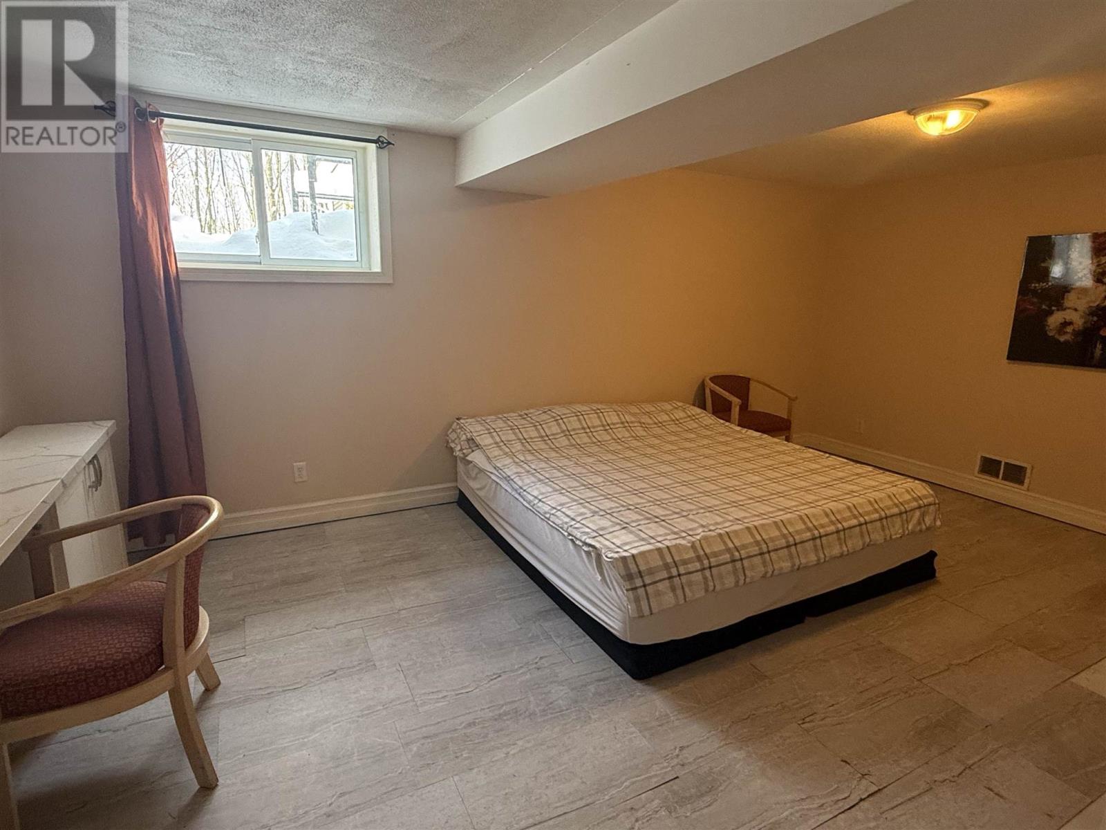 104 Taylor Blvd, Elliot Lake, Ontario  P5A 3K2 - Photo 30 - SM260168