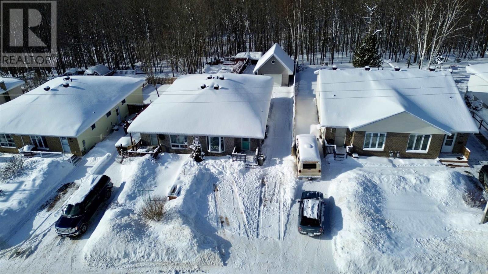104 Taylor Blvd, Elliot Lake, Ontario  P5A 3K2 - Photo 9 - SM260168