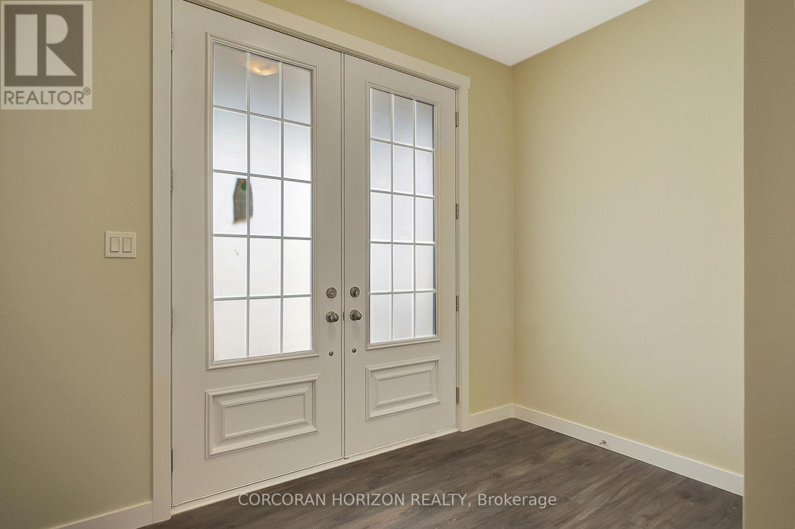 61 - 172 Newman Drive, Cambridge, Ontario  N1S 0C5 - Photo 4 - X12756914