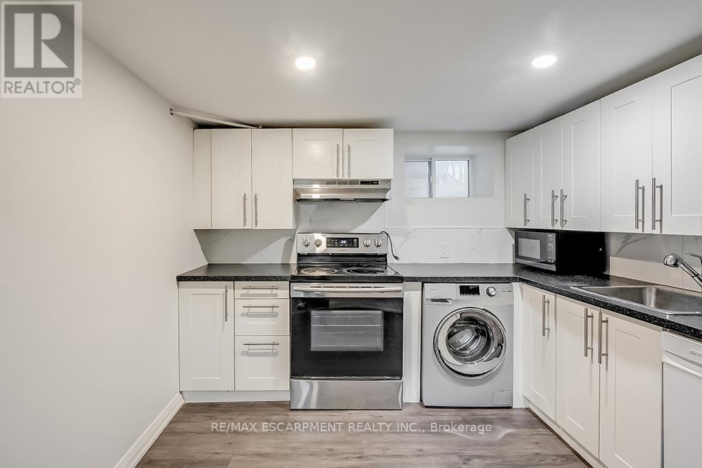 Lower - 38 Ashford Boulevard, Hamilton (Blakeley), Ontario  L8M 2T8 - Photo 12 - X12757024