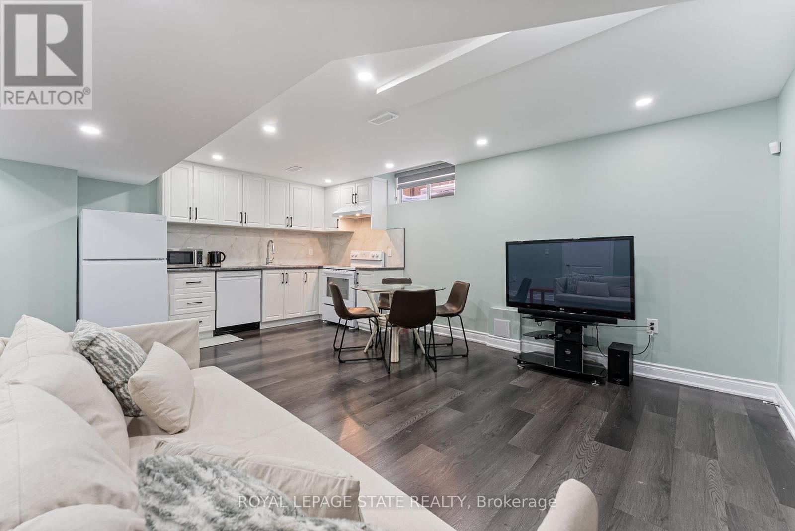 Lower - 183 Rockledge Drive, Hamilton, Ontario  L0R 1P0 - Photo 2 - X12757070