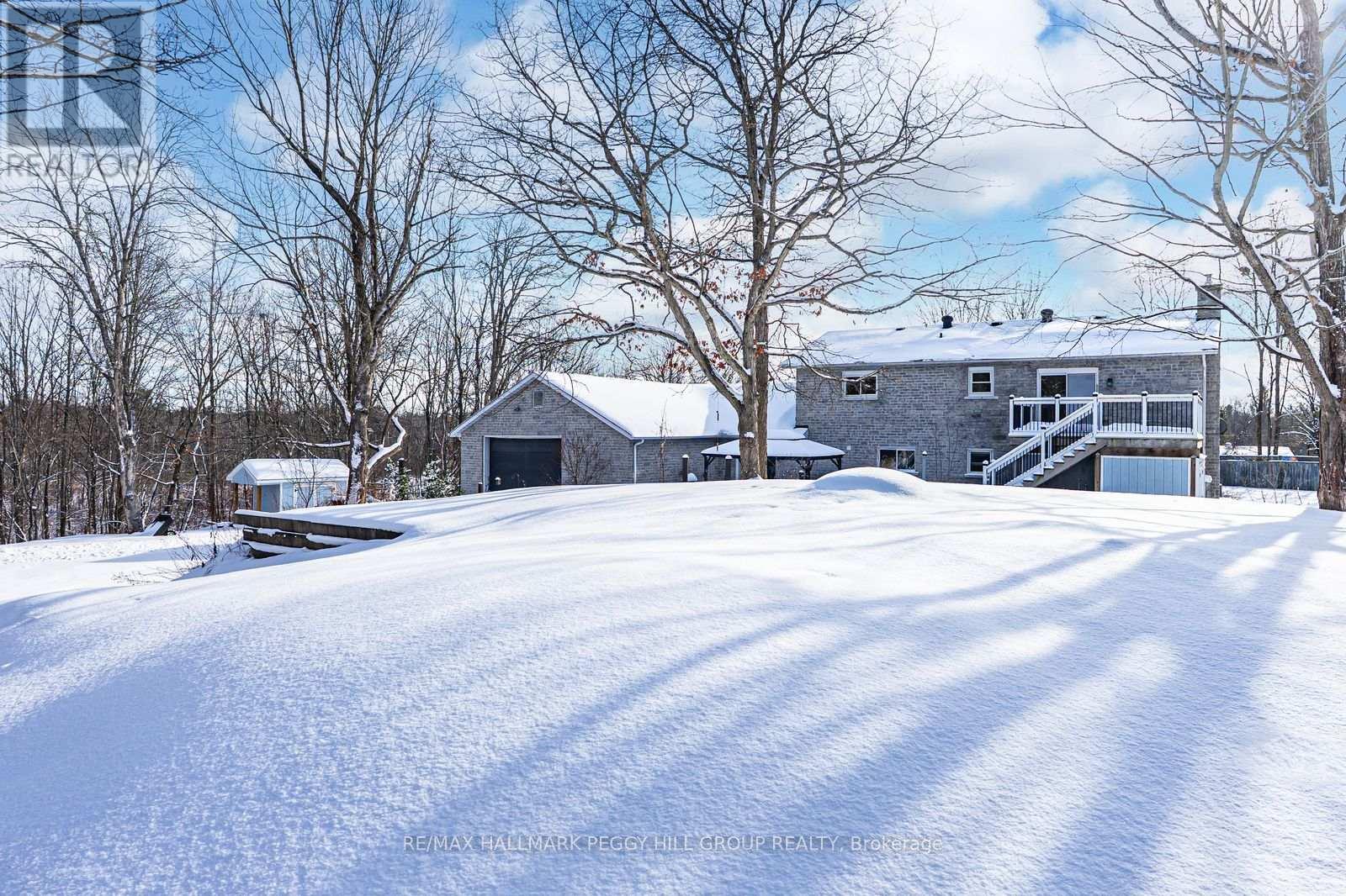 106 Musky Bay Road, Georgian Bay (Baxter), Ontario  L0K 1S0 - Photo 22 - X12757218