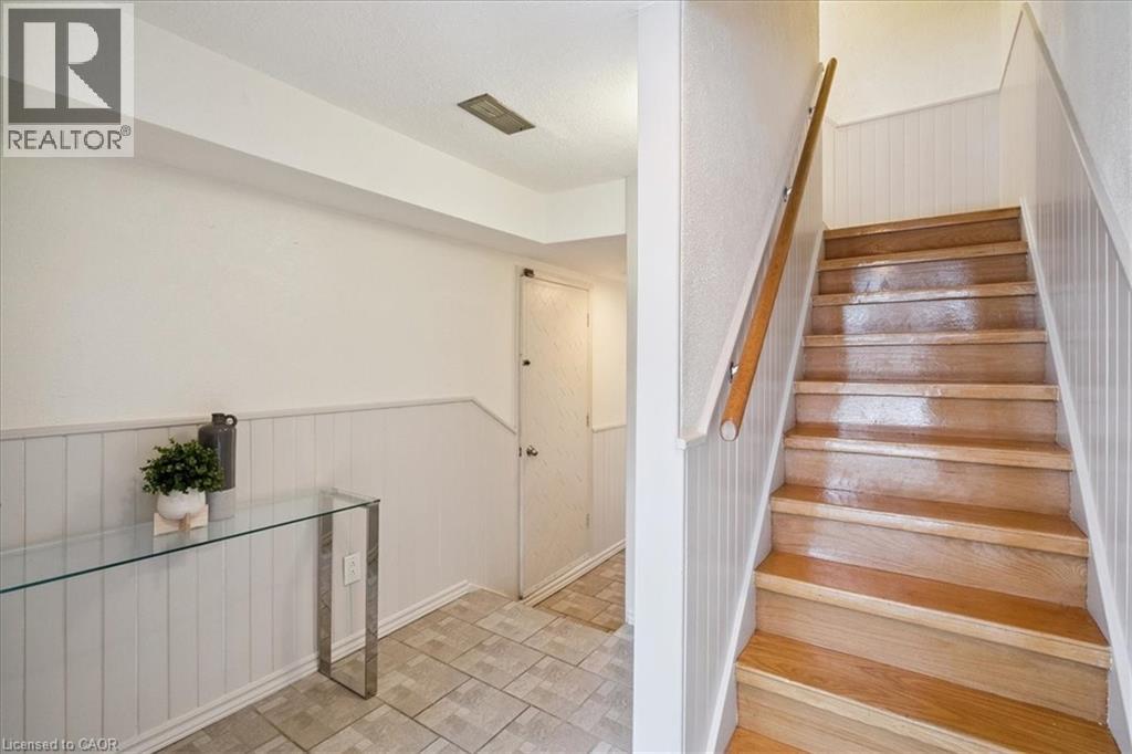 915 Inverhouse Drive Unit# 80, Mississauga, Ontario  L5J 4B2 - Photo 2 - 40797140