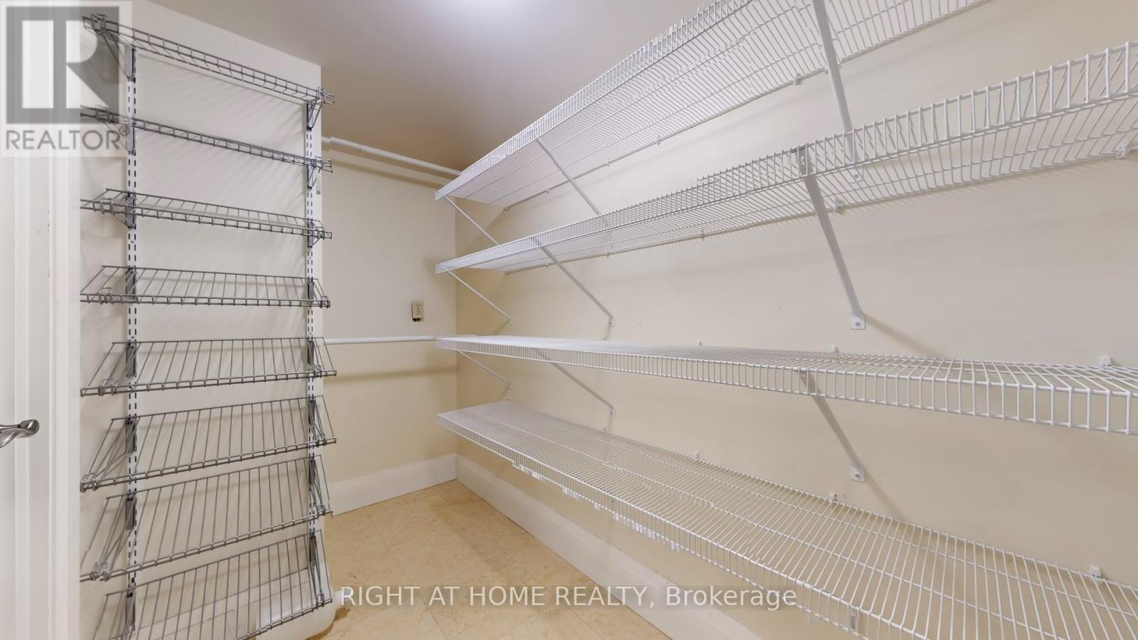 2805 - 100 Antibes Drive, Toronto, Ontario  M2R 3N1 - Photo 32 - C12757536