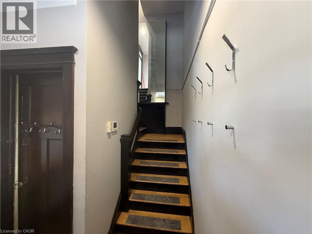 288 Frederick Street, Kitchener, Ontario  N2H 2N5 - Photo 5 - 40802919