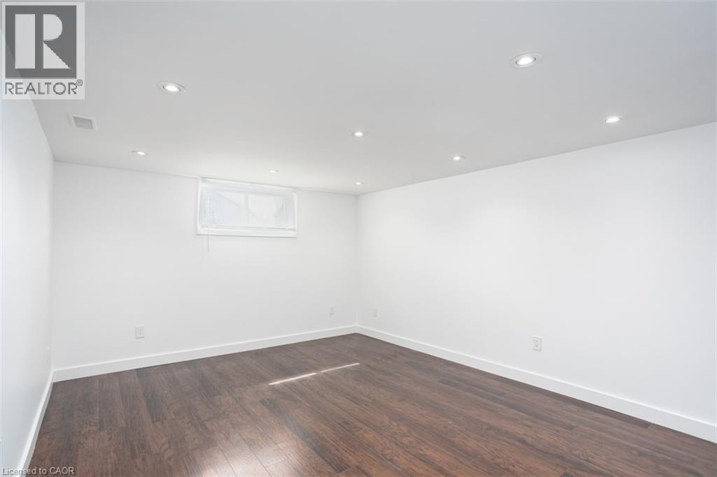 2162 Mount Forest Drive Unit# Lower, Burlington, Ontario  L7P 1H7 - Photo 9 - 40802821