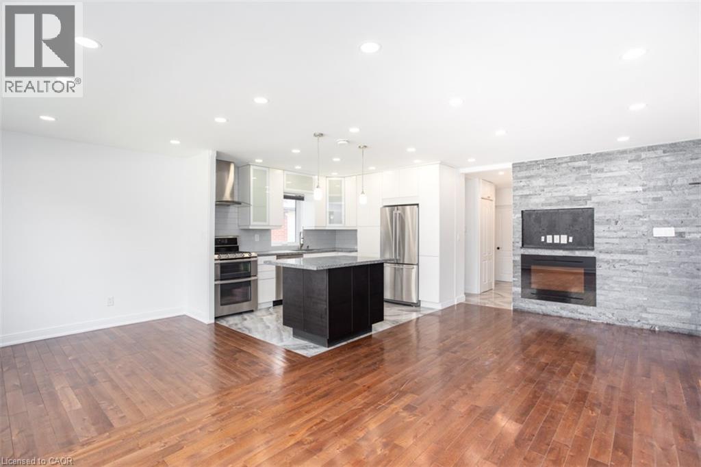 2162 Mount Forest Drive Unit# Upper, Burlington, Ontario  L7P 1H7 - Photo 8 - 40802803