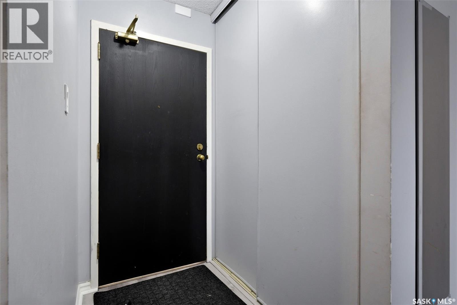 211 3410 Park Street, Regina, Saskatchewan  S4V 2M8 - Photo 3 - SK027925