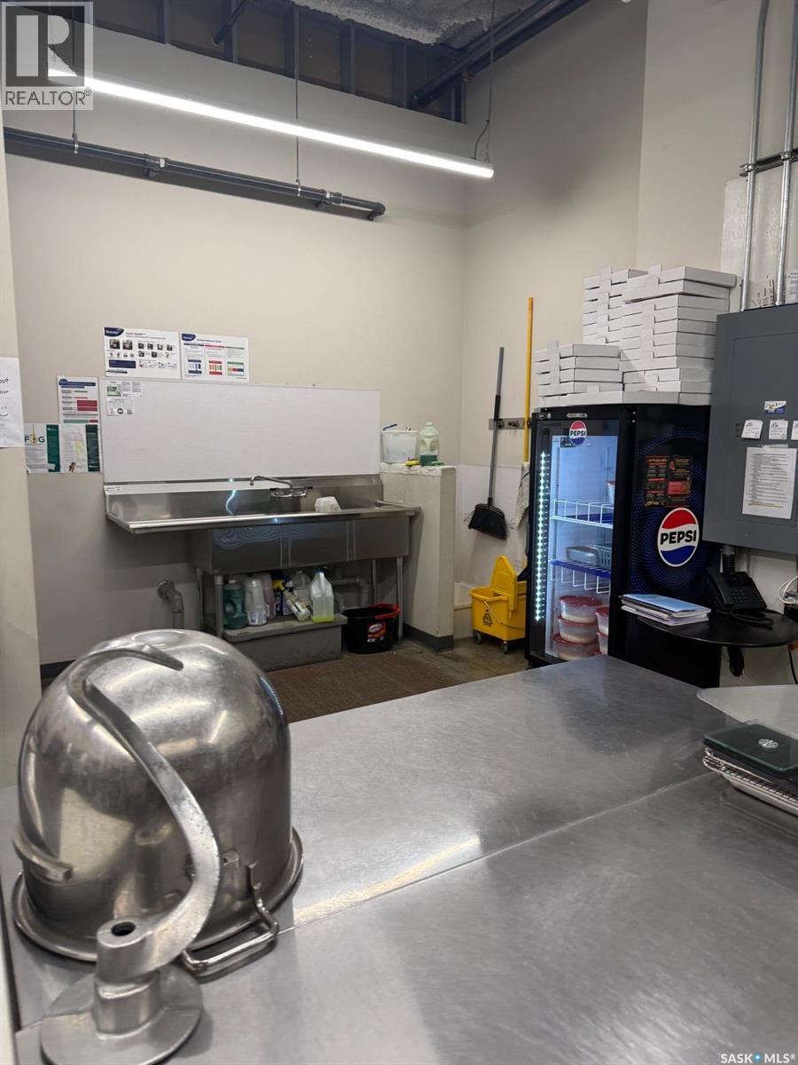 140 536 2nd Avenue N, Saskatoon, Saskatchewan  S7K 2C5 - Photo 2 - SK027865