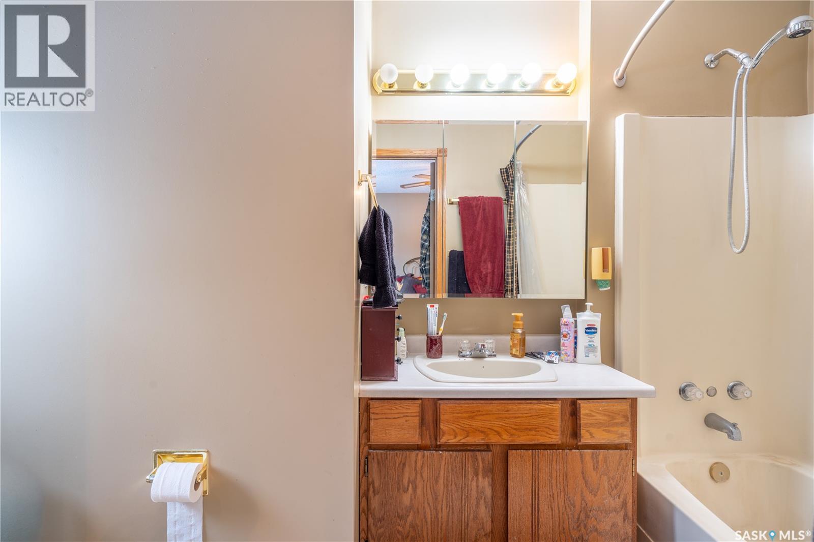 178 4th Street E, Pierceland, Saskatchewan  S0M 2X0 - Photo 14 - SK027852