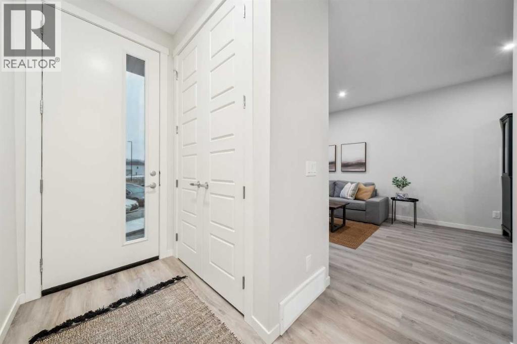 225 Vantage Drive, Cochrane, Alberta  T4C 3G5 - Photo 2 - A2267481