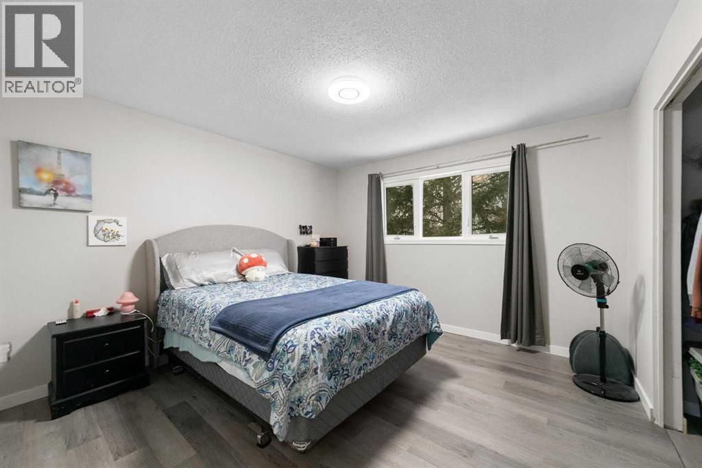 5205 57 Street, Camrose, Alberta  T4V 2Y7 - Photo 10 - A2282505