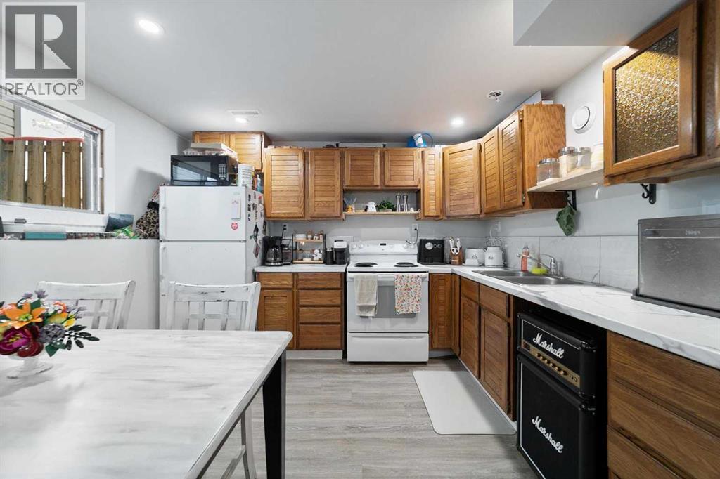 5205 57 Street, Camrose, Alberta  T4V 2Y7 - Photo 19 - A2282505