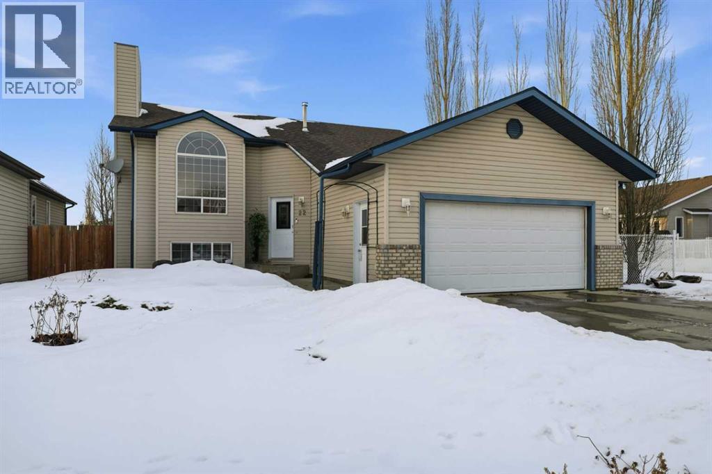 22 Lampard Crescent, Red Deer, Alberta  T4R 2W8 - Photo 4 - A2282345