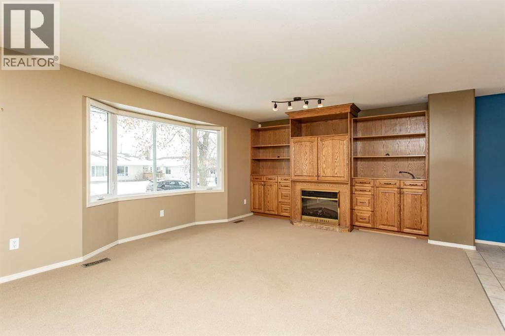 5210 47 Street, Lacombe, Alberta  T4L 1J3 - Photo 4 - A2283403