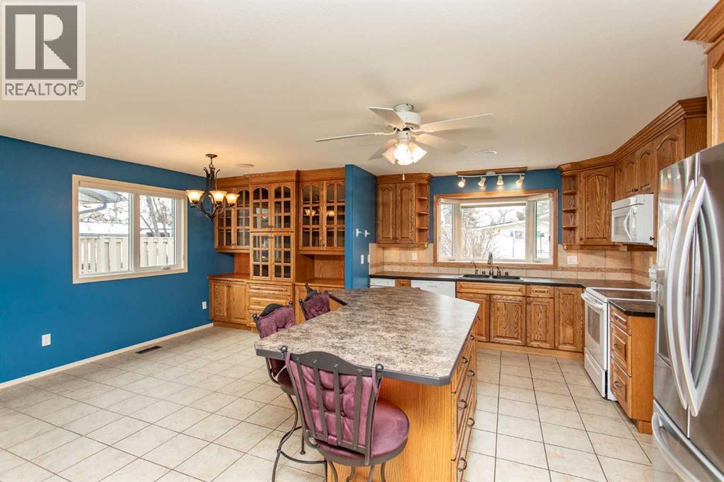 5210 47 Street, Lacombe, Alberta  T4L 1J3 - Photo 6 - A2283403