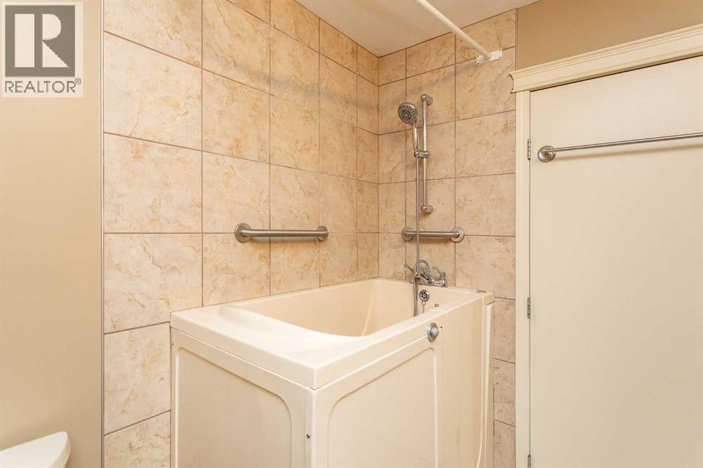 5210 47 Street, Lacombe, Alberta  T4L 1J3 - Photo 22 - A2283403