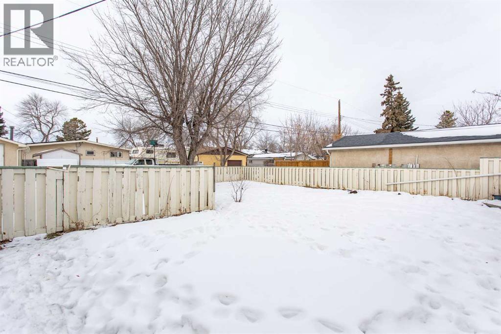 5210 47 Street, Lacombe, Alberta  T4L 1J3 - Photo 44 - A2283403