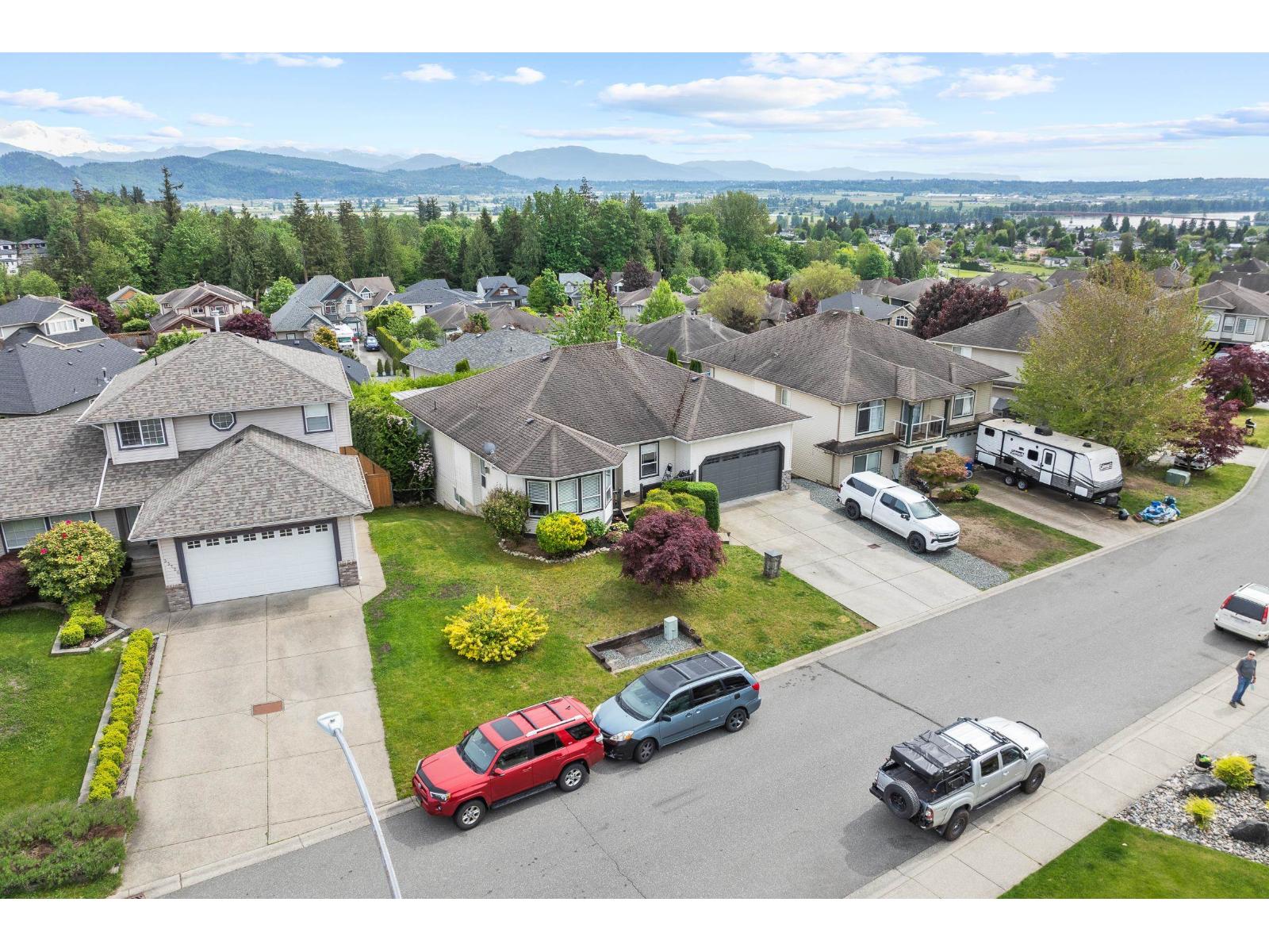 33720 GREWALL CRESCENT, Mission, British Columbia