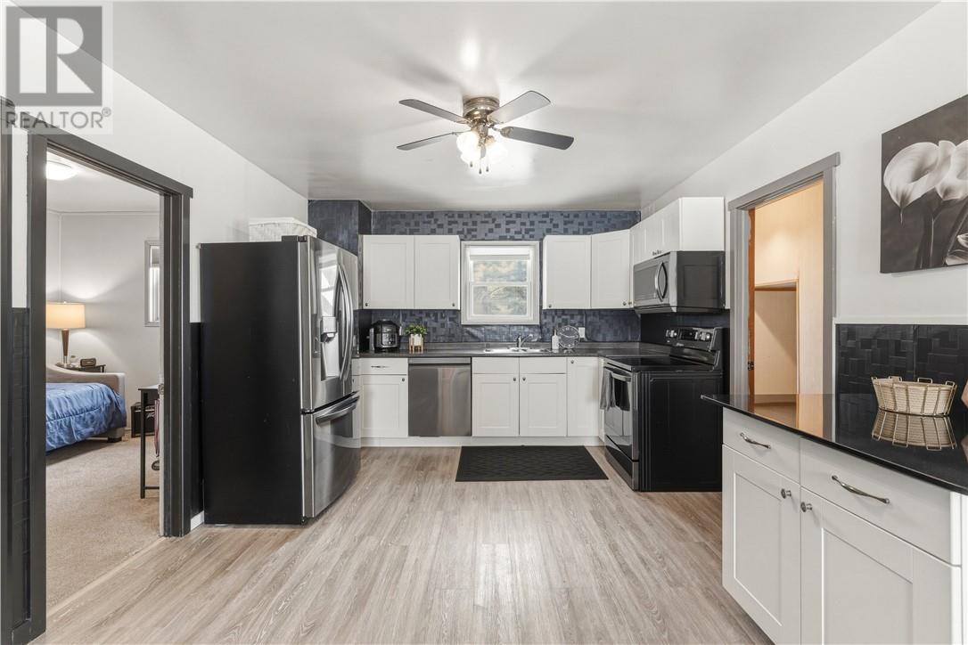 346 St Onge, Chelmsford, Ontario  P0M 1L0 - Photo 7 - 2126321