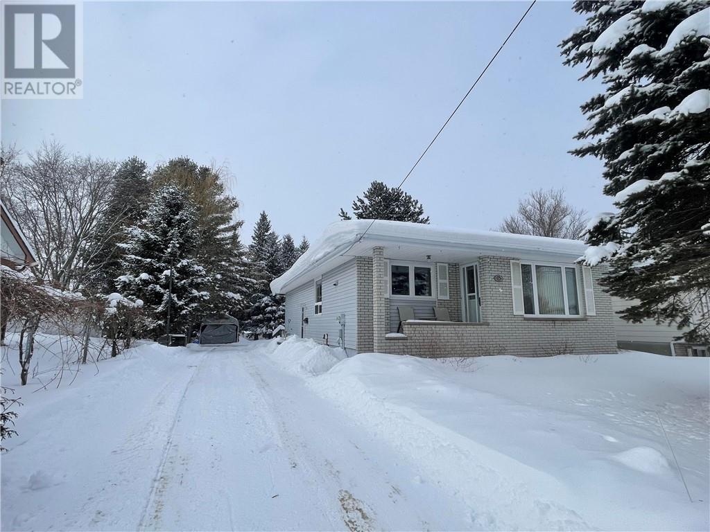 4263 Frost Avenue, Hanmer, Ontario  P3P 1C8 - Photo 1 - 2126309
