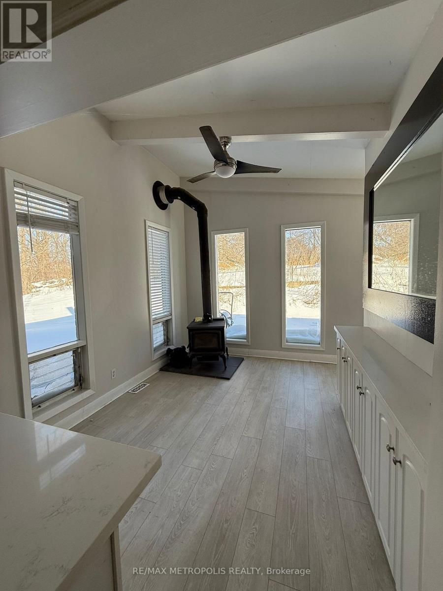 3975 Kinsale Road, Pickering, Ontario  L1Y 1E3 - Photo 6 - E12736064