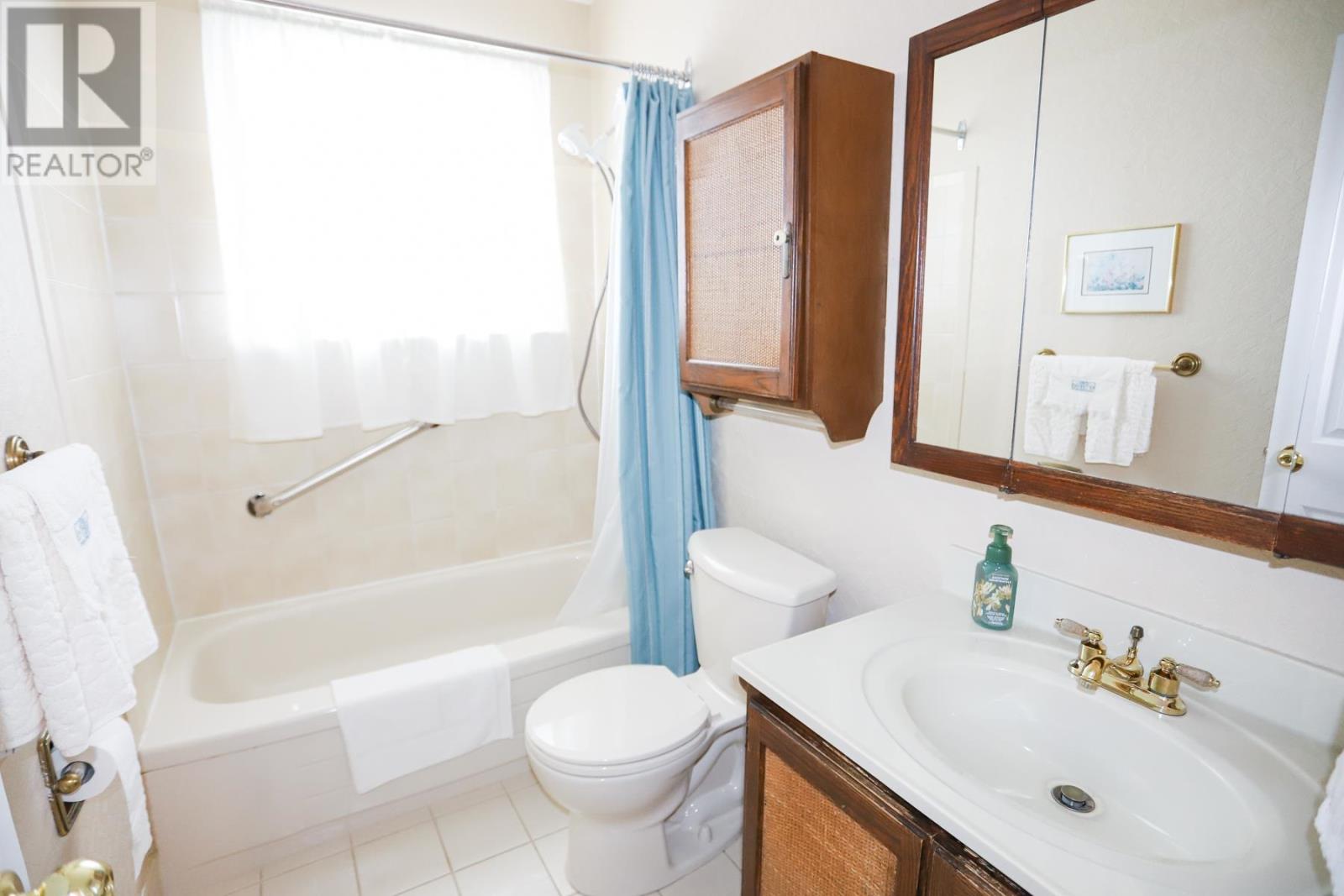 86 Harten Dr, Sault Ste. Marie, Ontario  P6A 3N2 - Photo 16 - SM260226