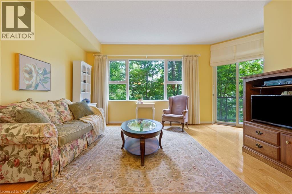 77 Governors Road Unit# 102, Dundas, Ontario  L9H 7N8 - Photo 10 - 40768551