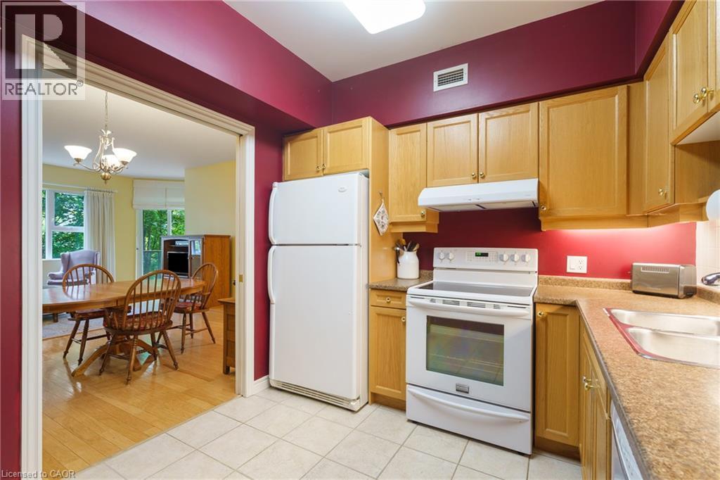 77 Governors Road Unit# 102, Dundas, Ontario  L9H 7N8 - Photo 23 - 40768551