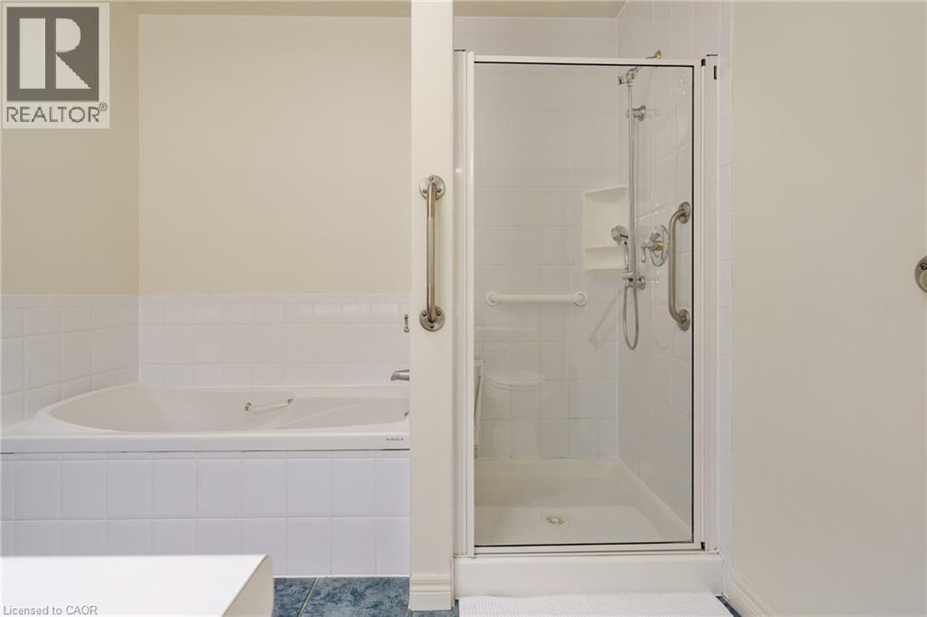 77 Governors Road Unit# 102, Dundas, Ontario  L9H 7N8 - Photo 32 - 40768551