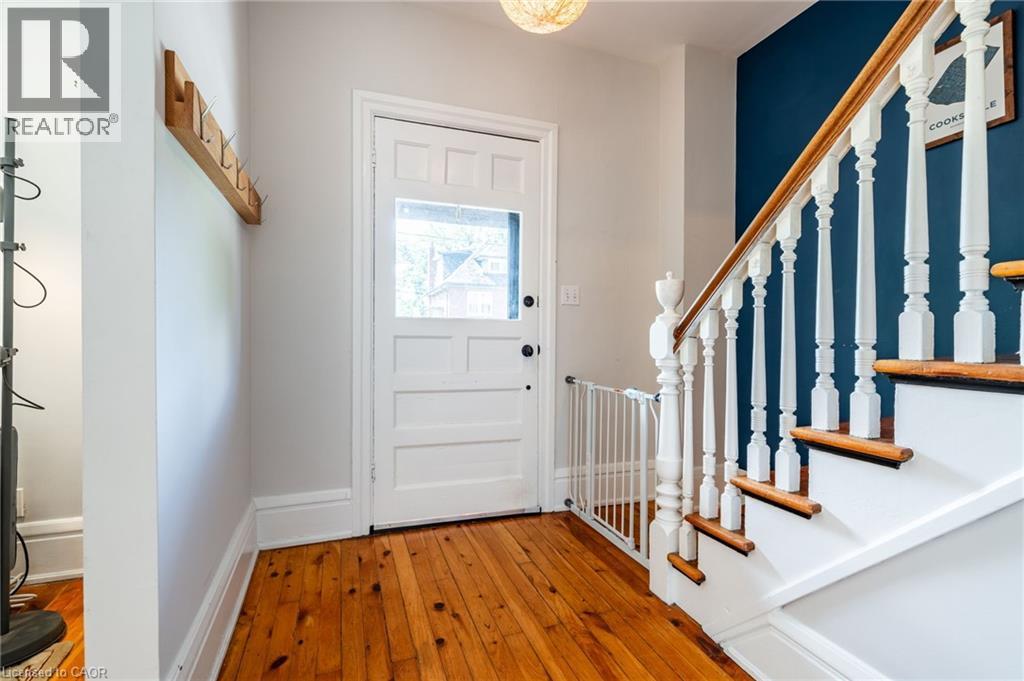 35 Mountain Avenue, Hamilton, Ontario  L8P 4E8 - Photo 3 - 40786090