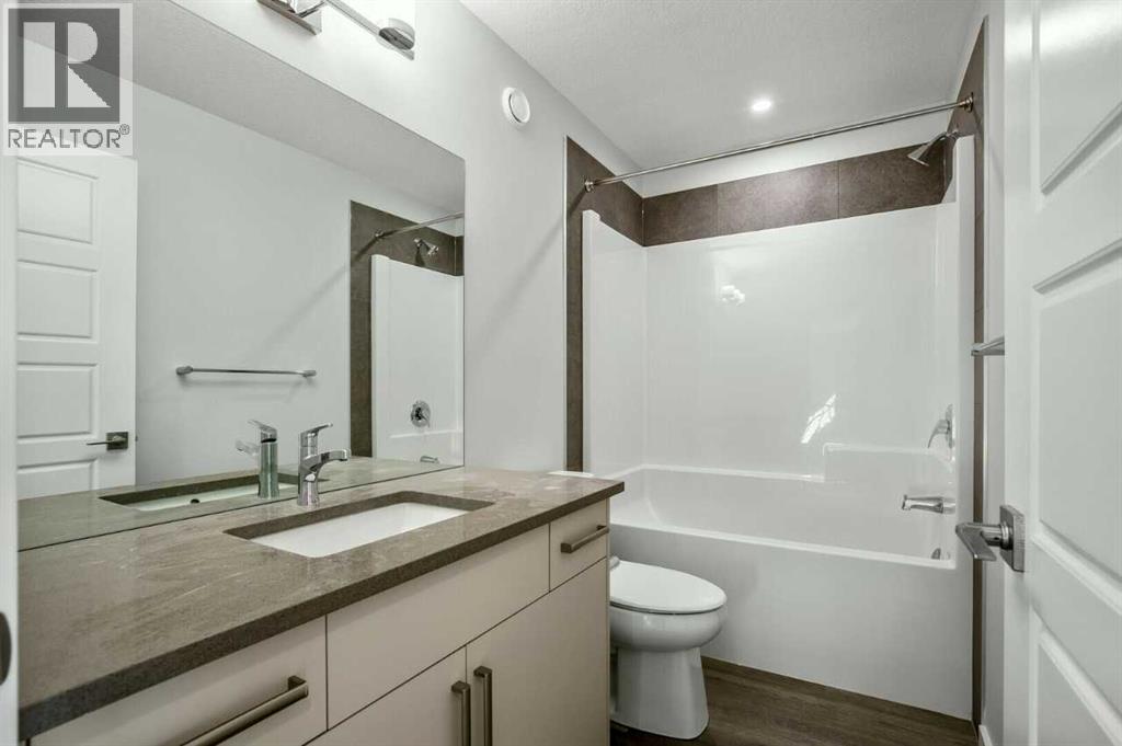 18 Heartwood Villas Se, Calgary, Alberta  T3M 2K1 - Photo 18 - A2270227