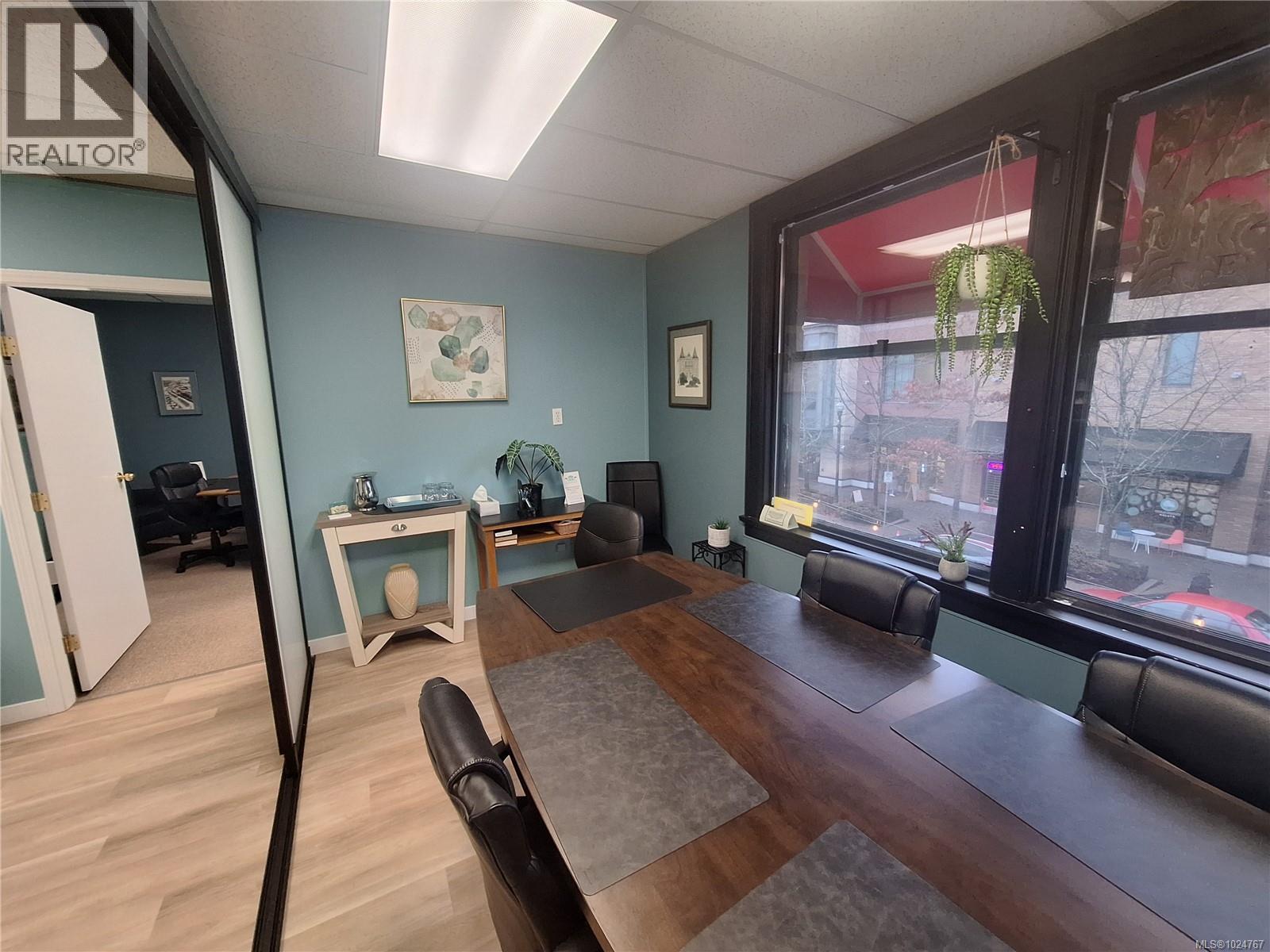 203 15 Commercial St, Nanaimo, British Columbia  V9R 5J8 - Photo 6 - 1024767