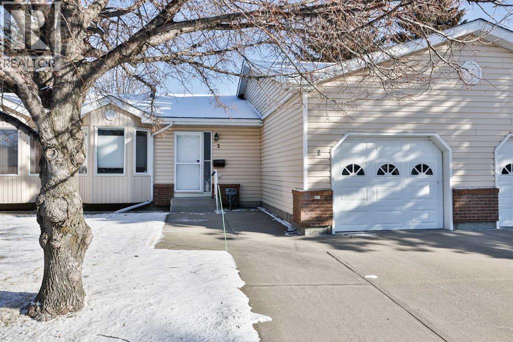 2, 135 Jerry Potts Boulevard W, Lethbridge, Alberta